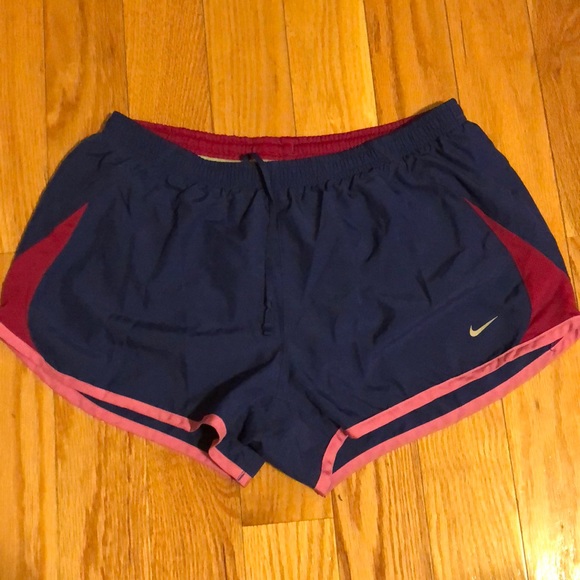 Nike Pants - Nike shorts: L